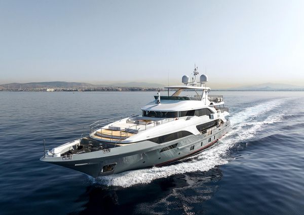 Benetti Classic Supreme 132 image