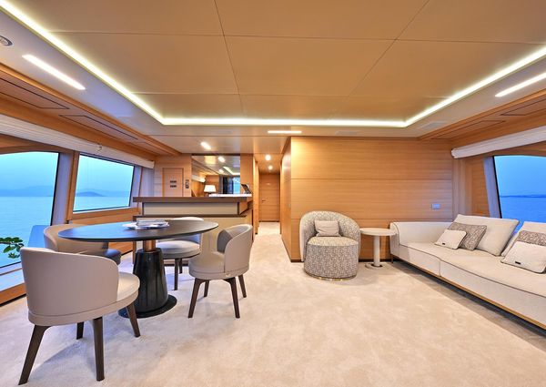 Benetti Classic Supreme 132 image