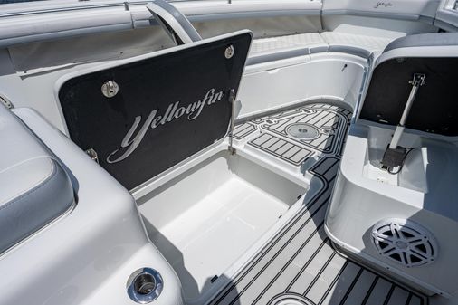 Yellowfin 42 image