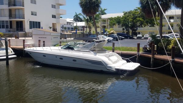 Trojan 440 Express Yacht