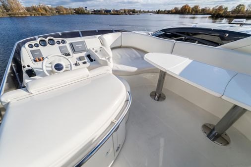 Azimut 50 fly image