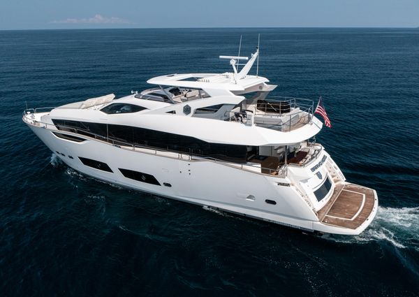 Sunseeker 95 Yacht image