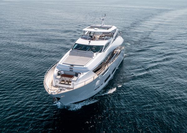 Sunseeker 95 Yacht image