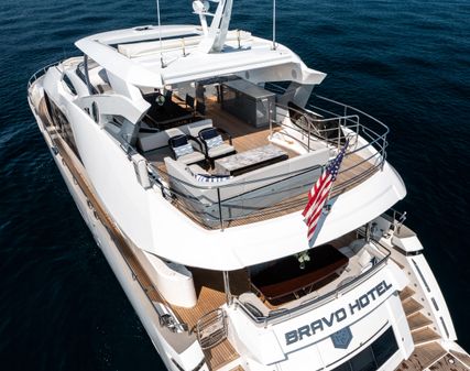 Sunseeker 95 Yacht image