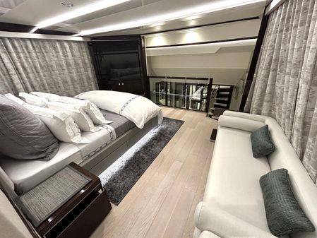 Sunseeker 95 Yacht image