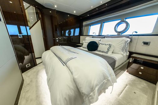 Sunseeker 95 Yacht image