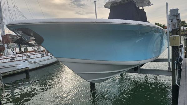 Tidewater 292 CENTER CONSOLE