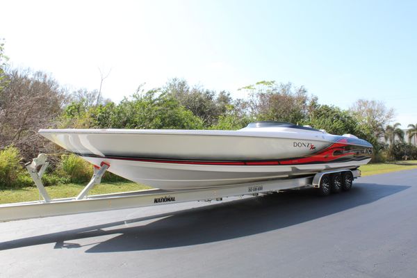 Donzi 43 ZR - main image