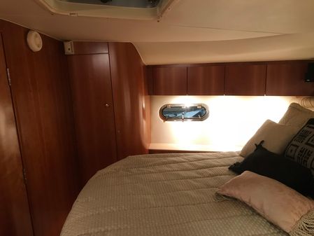Tiara Yachts 5200 Express image
