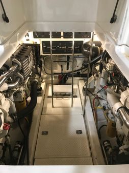 Tiara Yachts 5200 Express image