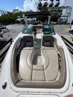 Sea Ray 300 SLX image
