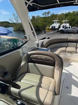 Sea Ray 300 SLX image