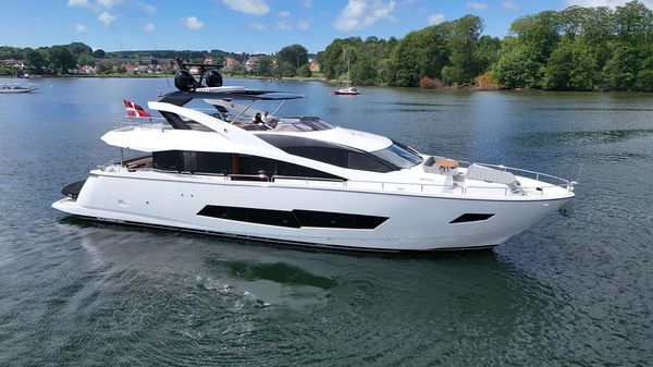 Sunseeker 86 Yacht