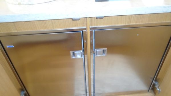 Sea Ray 540 Sundancer image