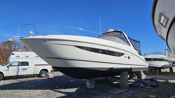 Sea Ray 350 Sundancer image