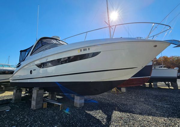 Sea Ray 350 Sundancer image