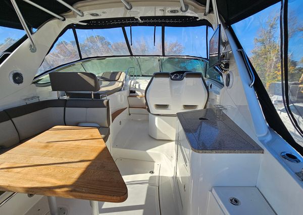 Sea Ray 350 Sundancer image