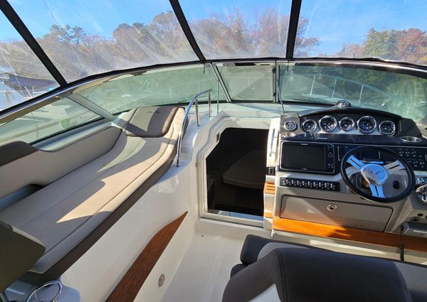 Sea Ray 350 Sundancer image