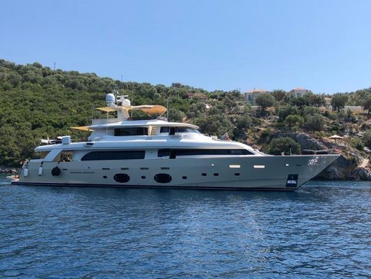 Custom-line NAVETTA-33 - main image