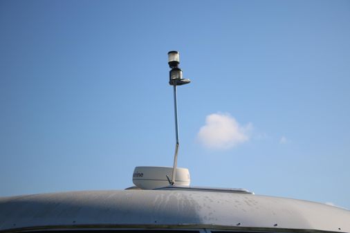 Sea-ray 390-MOTOR-YACHT image