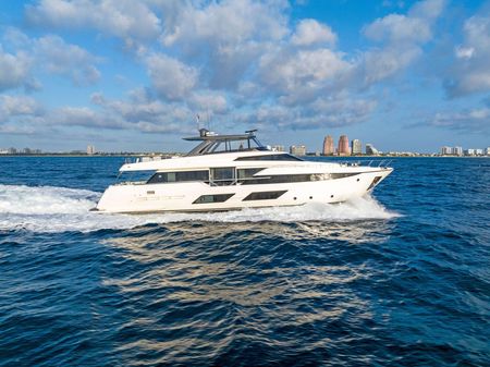 Ferretti Yachts 920 image