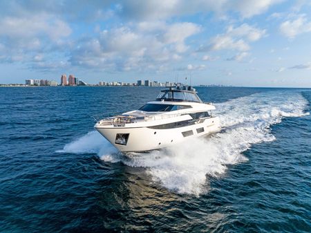 Ferretti Yachts 920 image