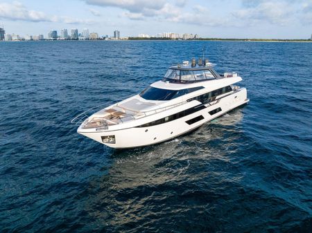 Ferretti Yachts 920 image