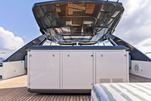 Ferretti Yachts 920 image