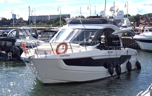 Galeon 400 Fly image