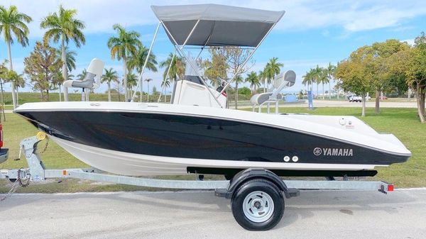 Yamaha Boats 190 FSH Deluxe