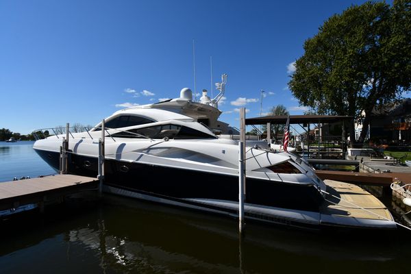 Sunseeker 68-PREDATOR - main image