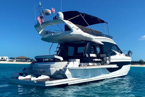 Galeon 500 Fly image