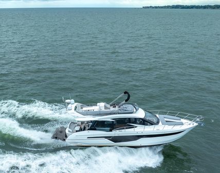 Galeon 500 Fly image