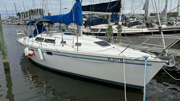 Catalina 320 