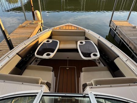 Regal 3200-BOWRIDER image