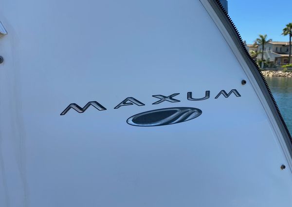 Maxum 3100-SCR image