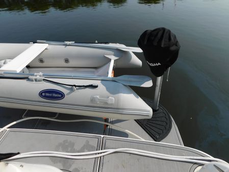 Sea Ray 400 Sundancer image