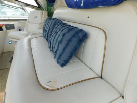 Sea Ray 400 Sundancer image