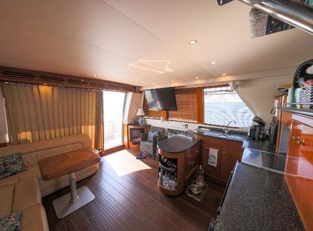 Carver 530-VOYAGER-PILOTHOUSE image
