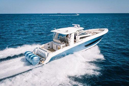 Boston Whaler 42 OUTRAGE image