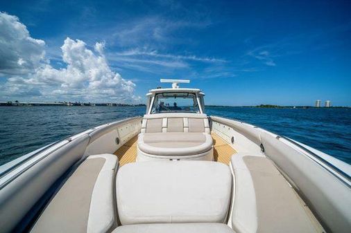 Boston-whaler 42-OUTRAGE image