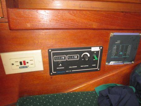 Sabre 32 image