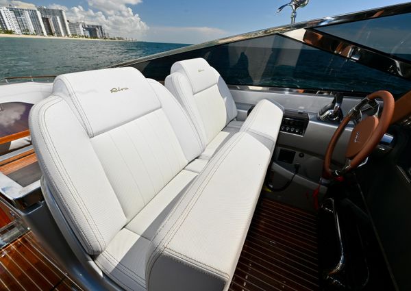 Riva 38 Rivamare image