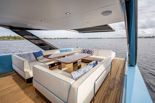 Alia Yachts 16m image