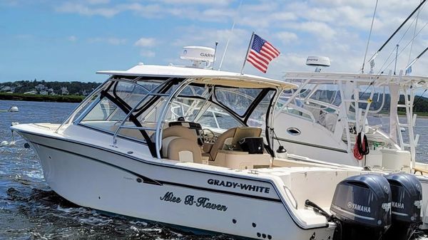 Grady-White Freedom 307