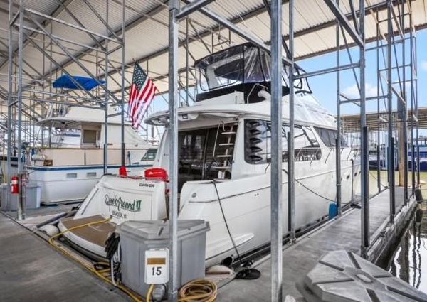 Carver 530-VOYAGER-PILOTHOUSE image