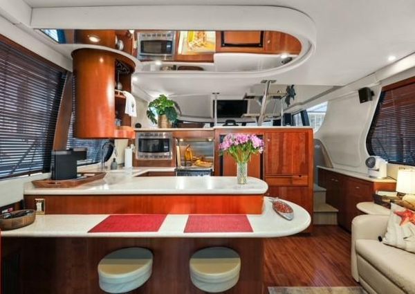 Carver 530-VOYAGER-PILOTHOUSE image