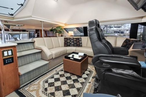 Carver 530-VOYAGER-PILOTHOUSE image