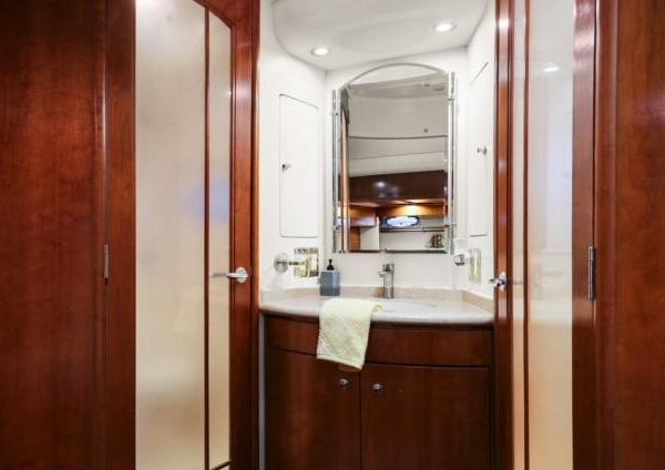 Carver 530-VOYAGER-PILOTHOUSE image