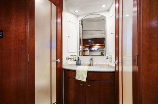 Carver 530-VOYAGER-PILOTHOUSE image